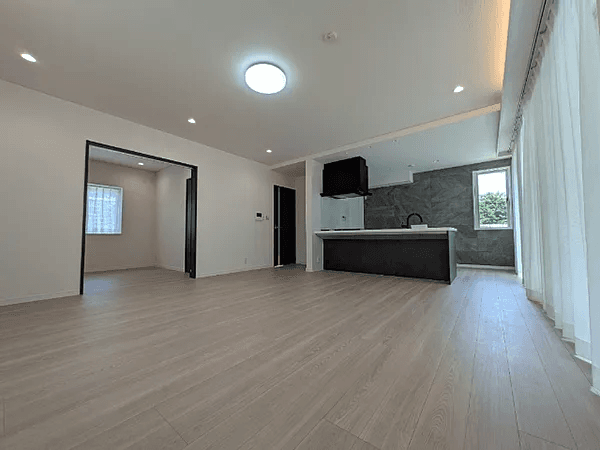Renovated Three-Bedroom House in Tokyo — photograph 5