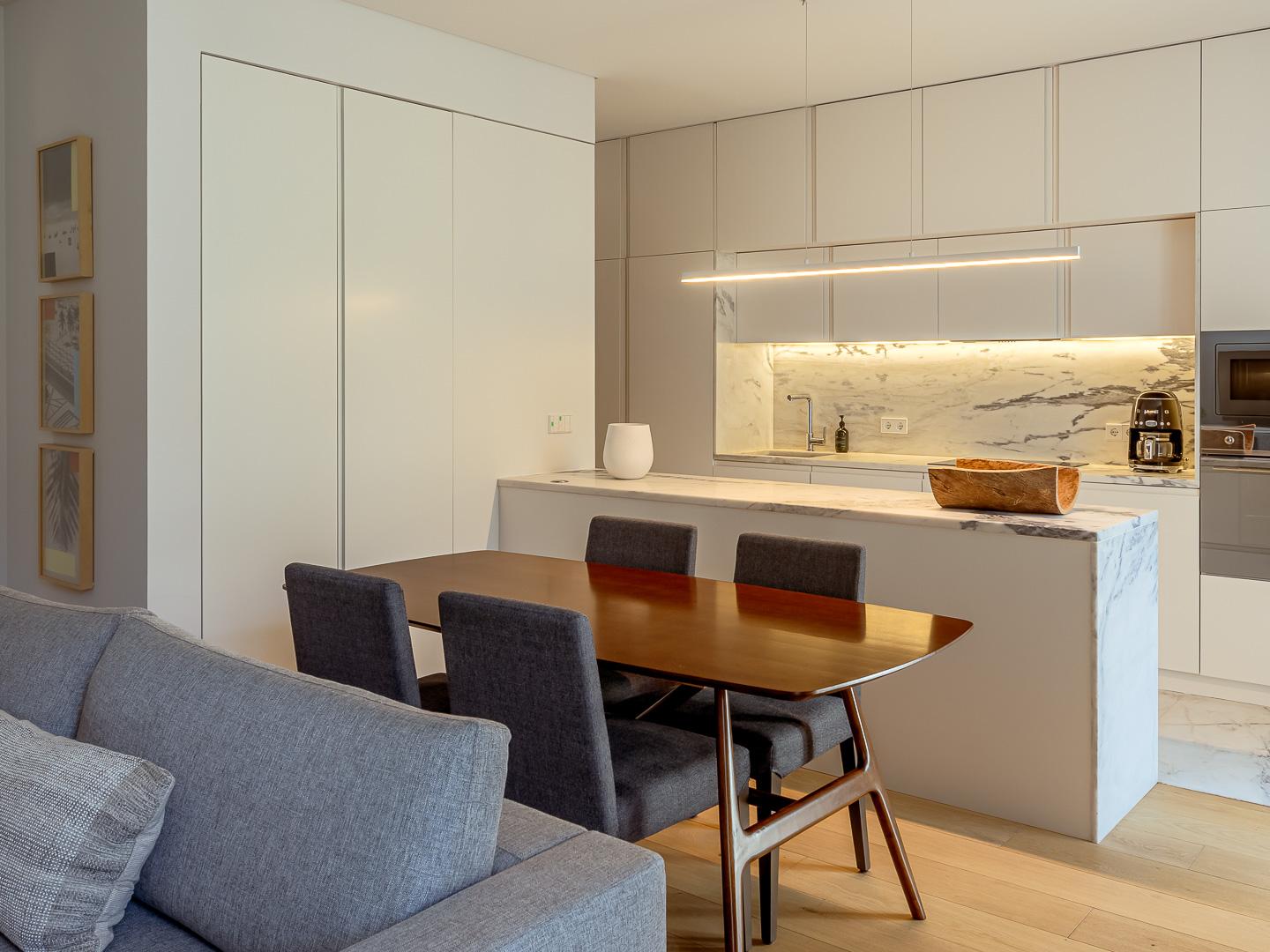 4-Bedroom Apartment with Garden in Lisboa — photograph 4