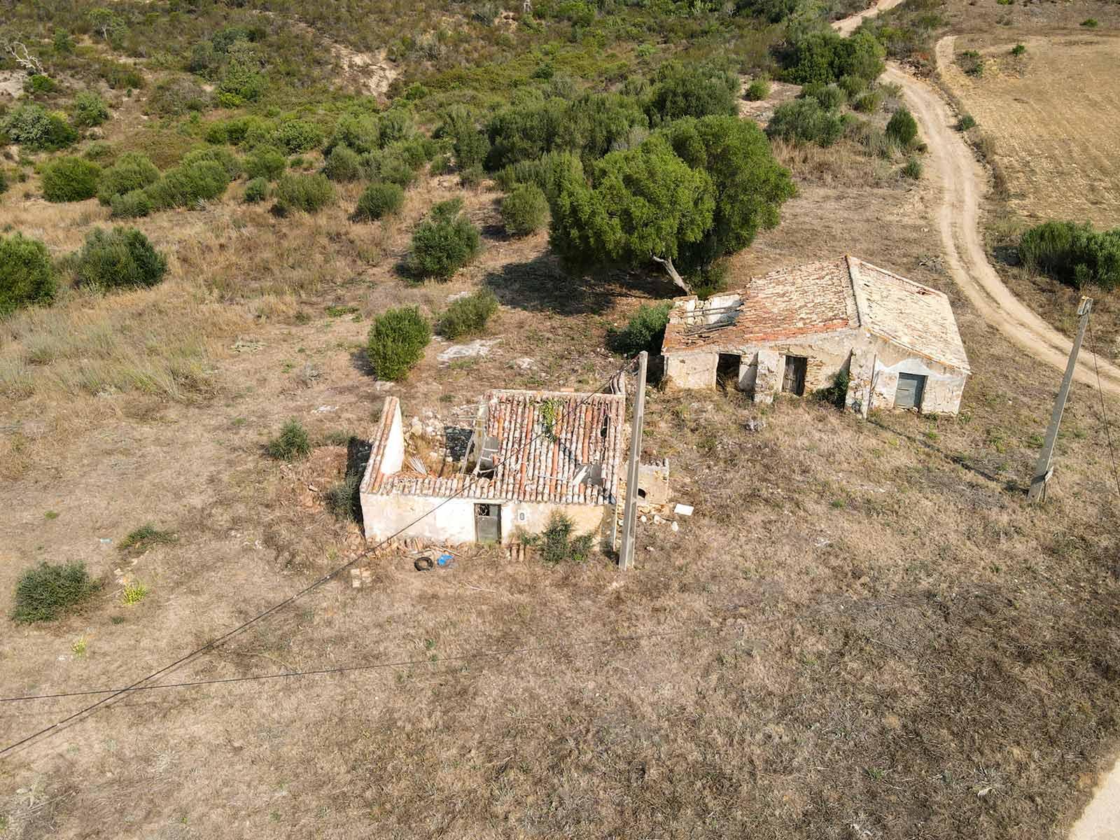 Land in Aljezur — photograph 4