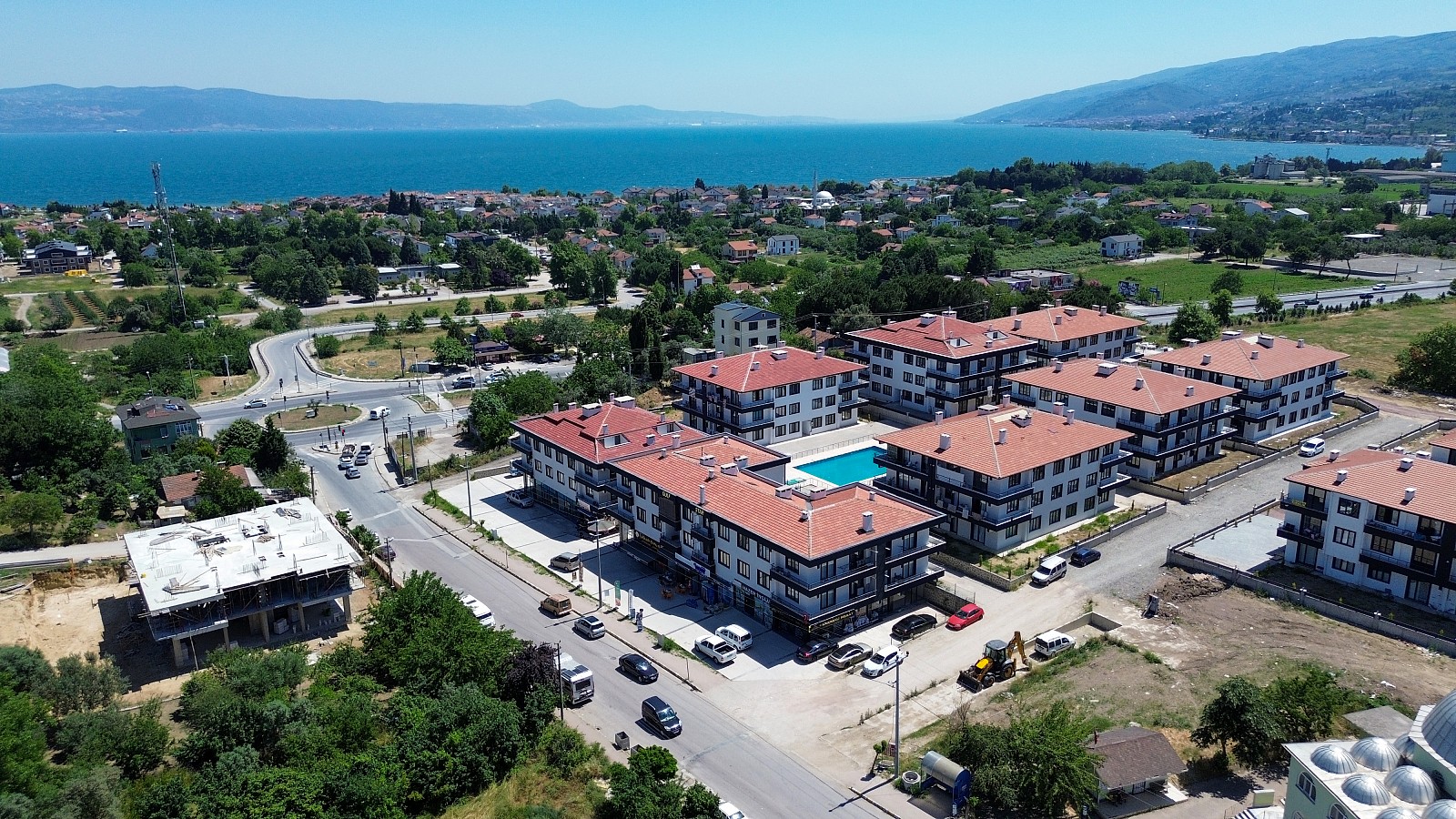 Apartments in Kazımiye, Hekimoğlu Cd. 3/A (YVX-00171)